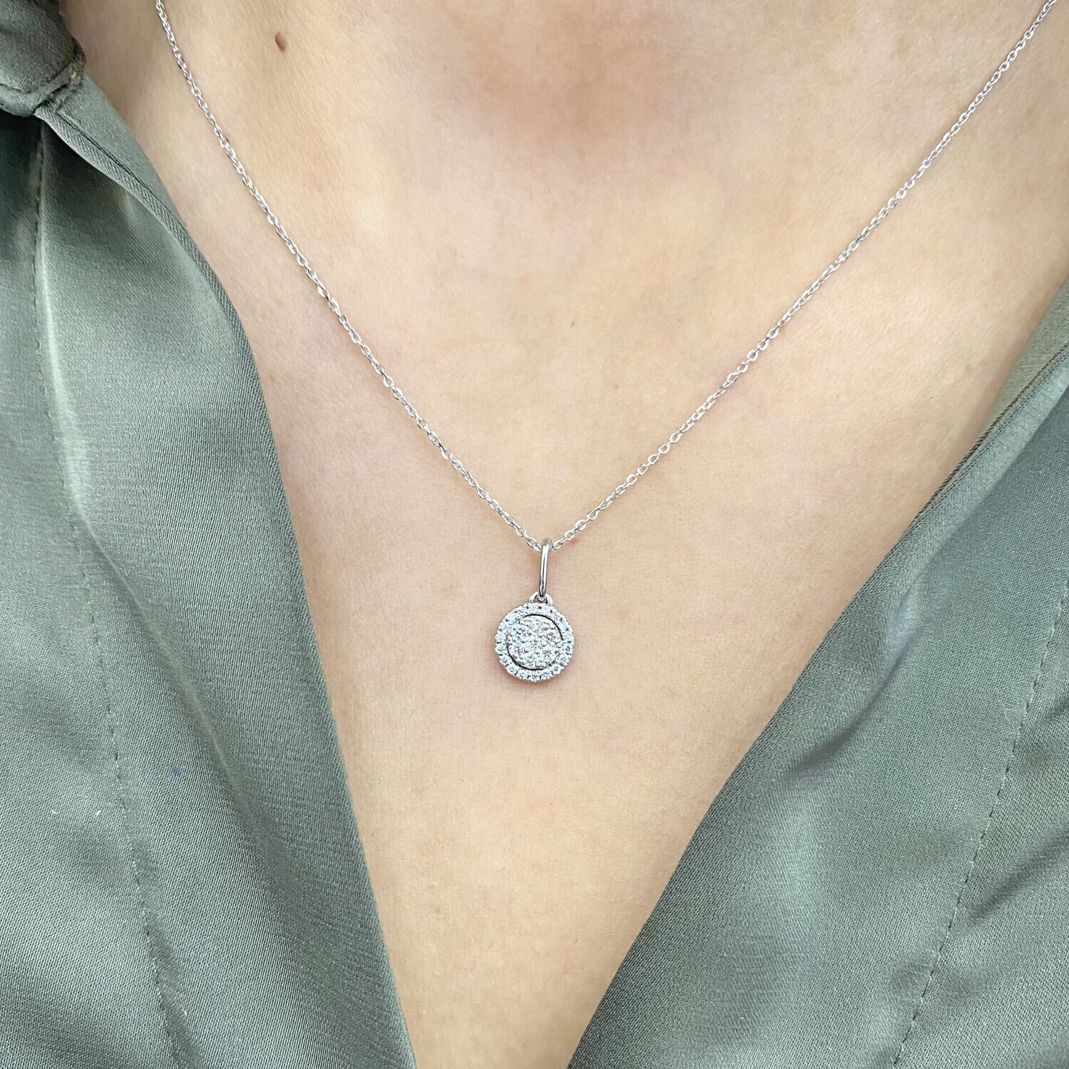 Round Diamond Necklace