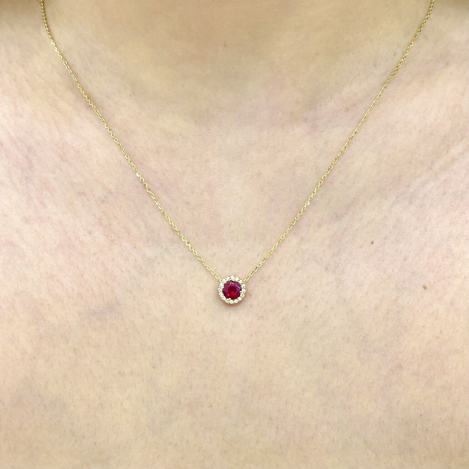 Round 0.5 ct Ruby, Diamond Necklace