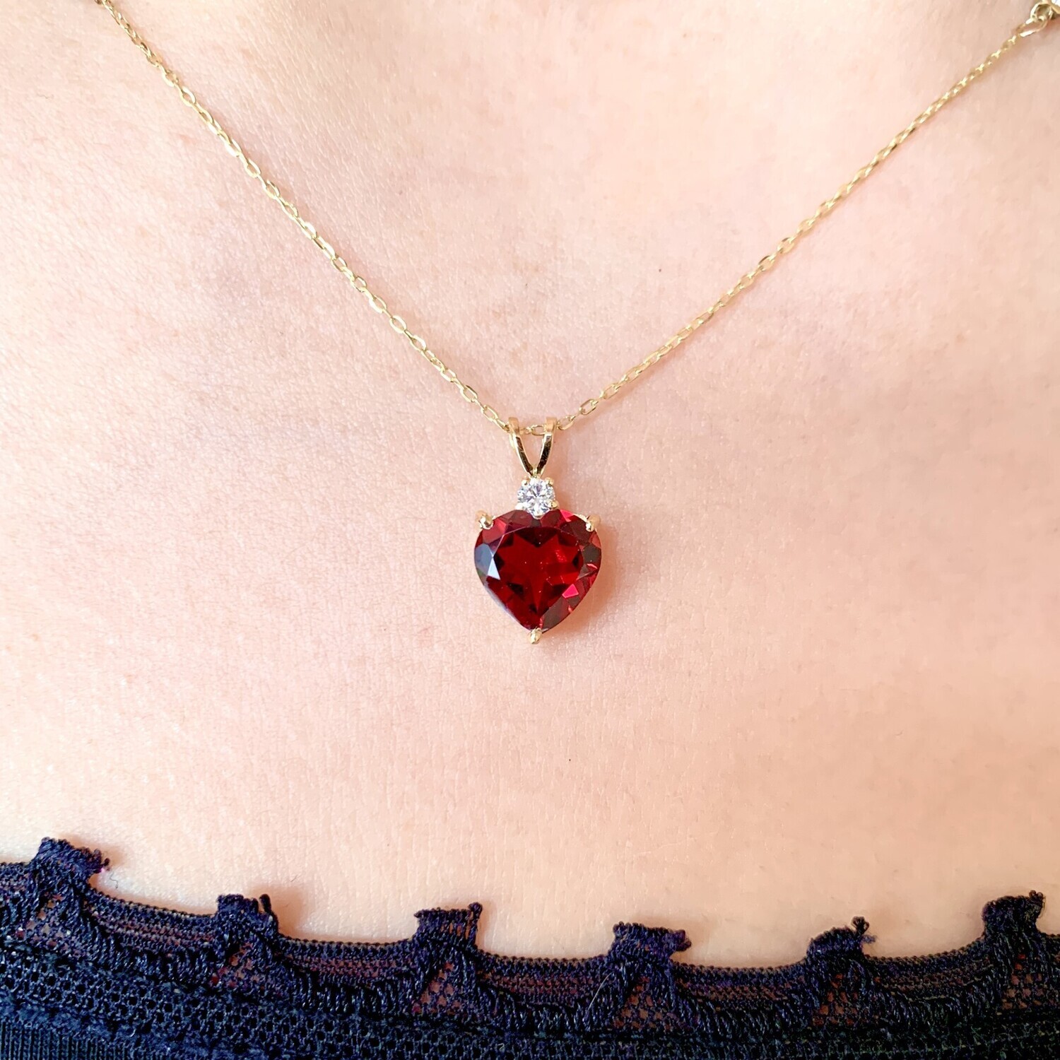 Heart Shaped 2.5 ct Red Garnet, Diamond Necklace