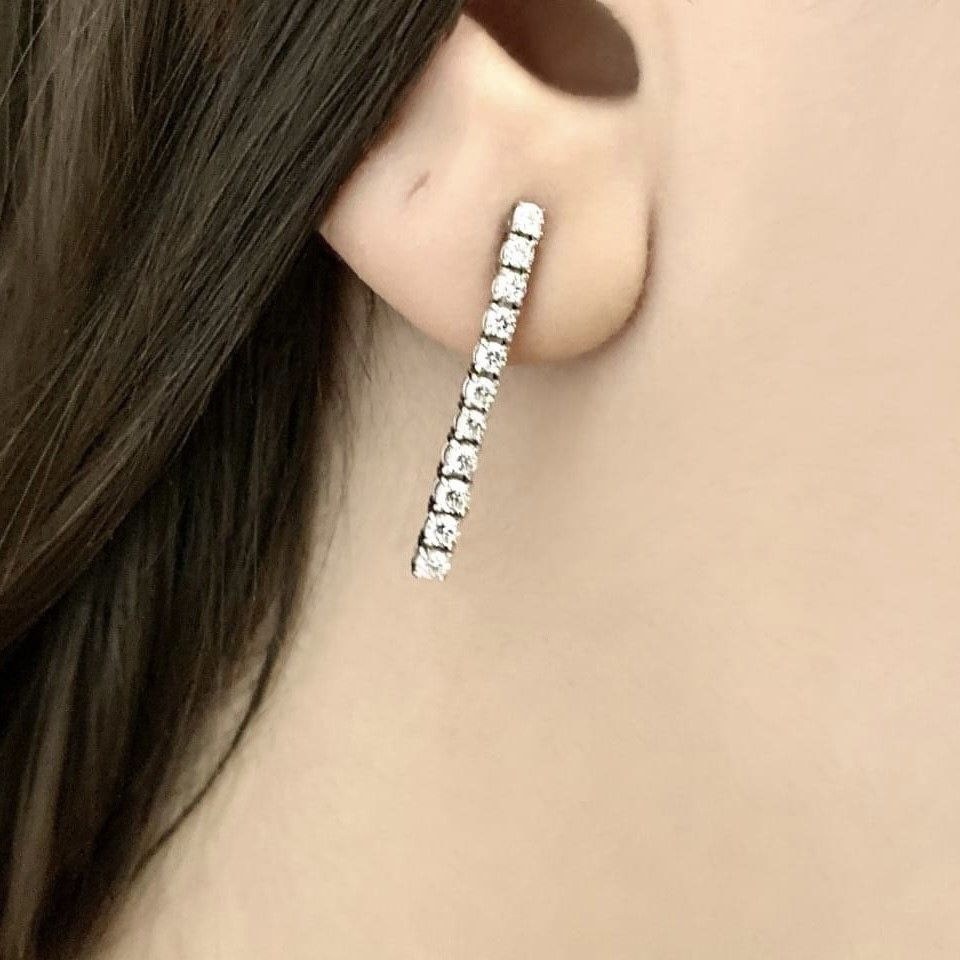 2.2 mm Dangling Diamond Earrings