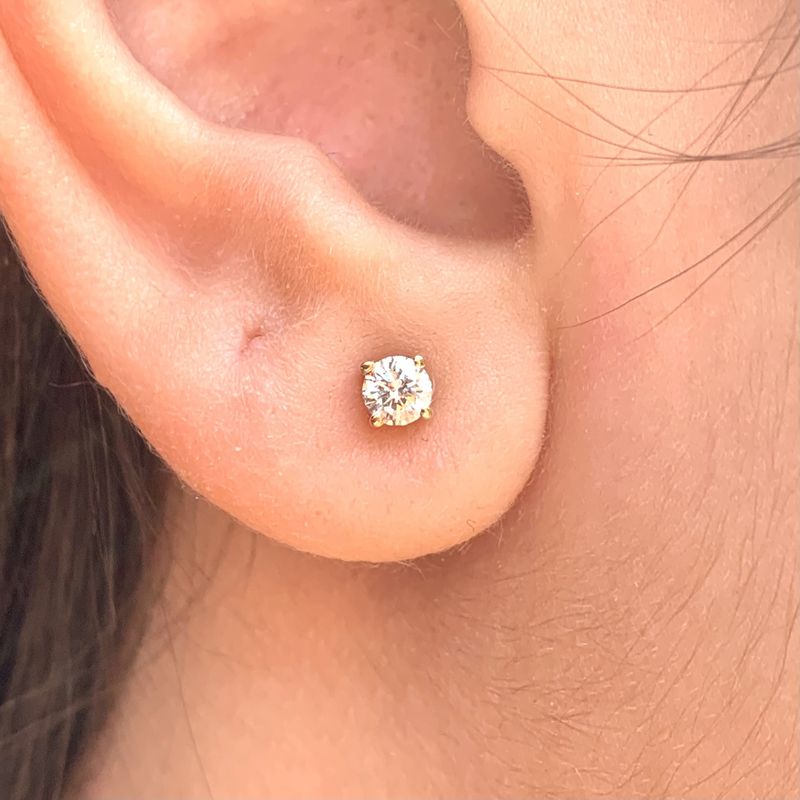 Four Prongs 3.5 mm Stud Diamond Earrings