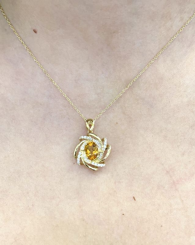 Spiral 1.5 ct Citrine, Diamond Necklace