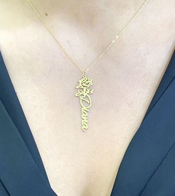 Personalized Medium Size Name Flower Necklace