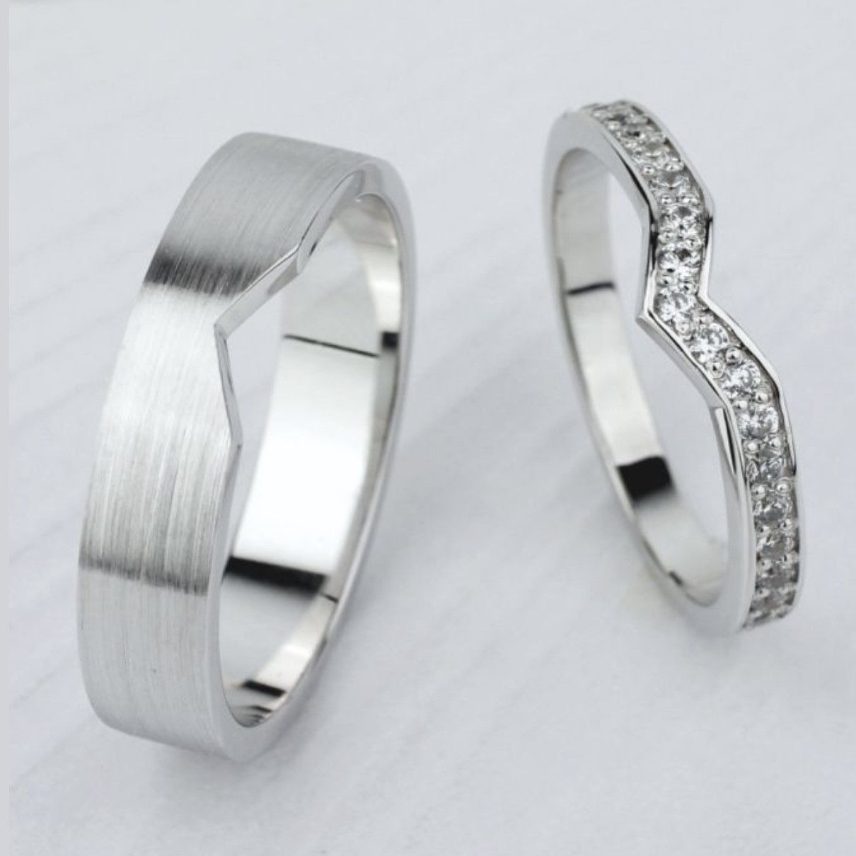 V-Shaped Diamond Wedding Bands