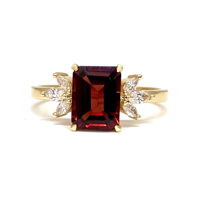“Flying Love” Red Garnet, Diamond Ring