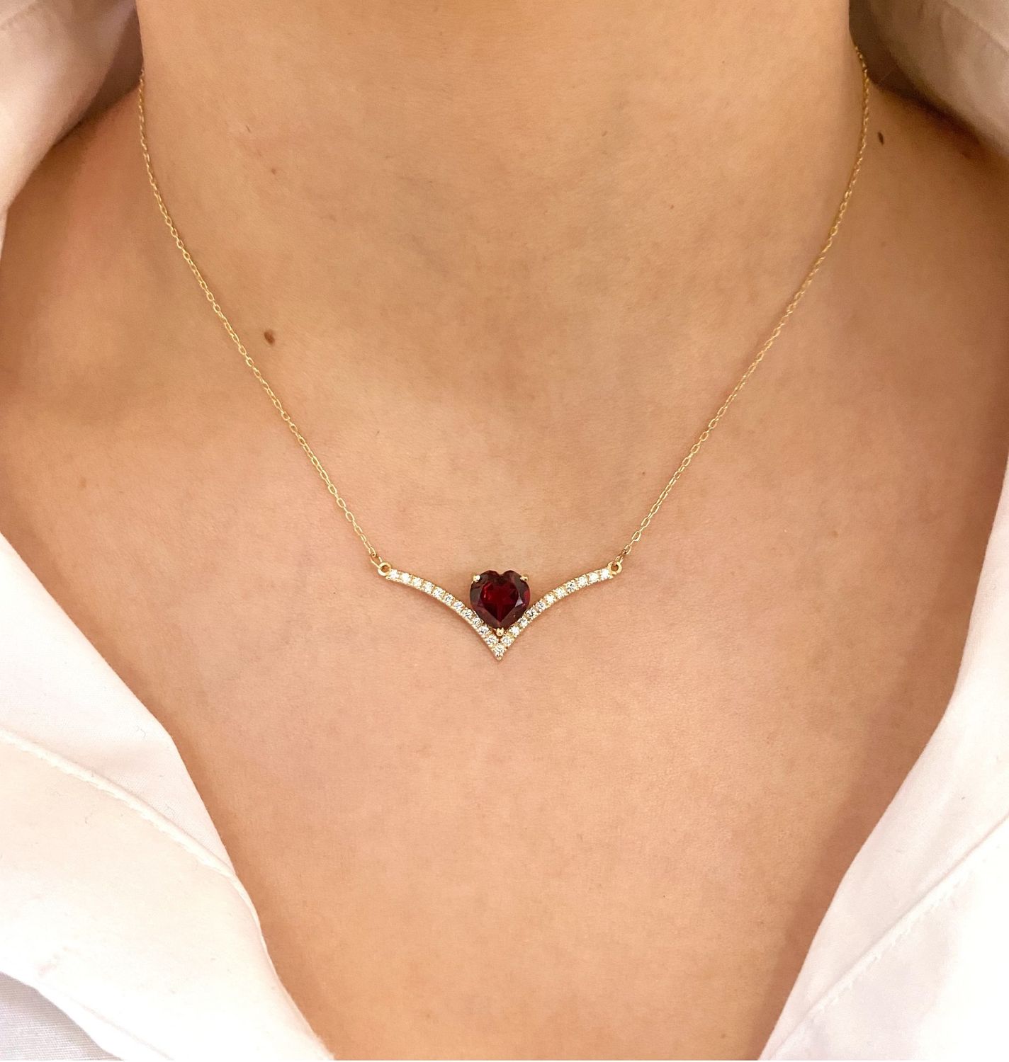 Heart Shaped 2 ct Red Garnet, V-Shaped Diamond Necklace