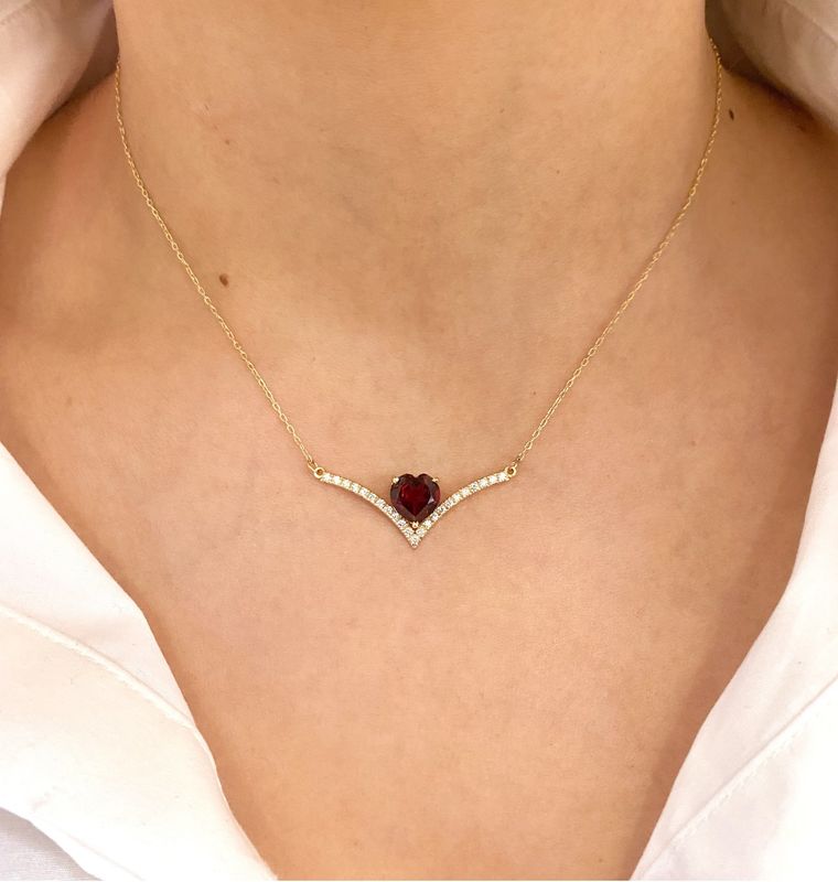 Heart Shaped 2 ct Red Garnet, V-Shaped Diamond Necklace