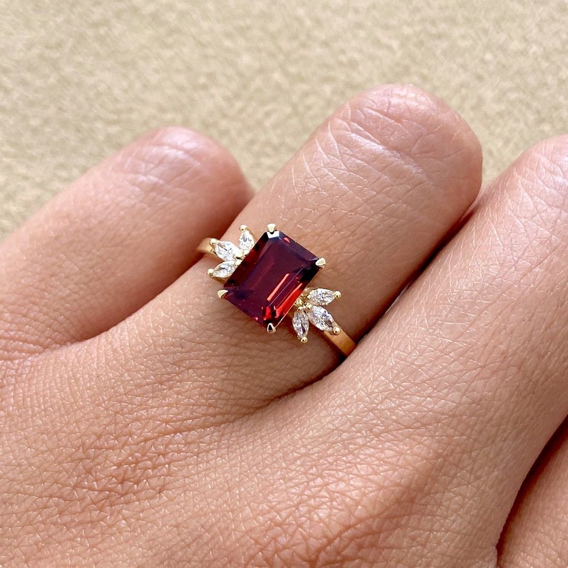 &quot;Flying Love&quot; 1.5 ct Red Garnet, Diamond Ring