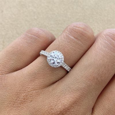 GIA Certified, Round 0.8 ct Full Halo Style, Diamond Engagement Ring