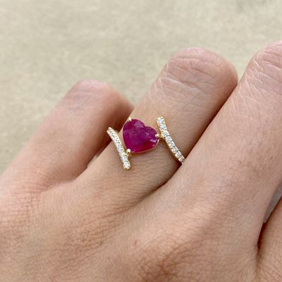 Heart Shaped 1.5 ct Ruby, Twisted Diamond Ring