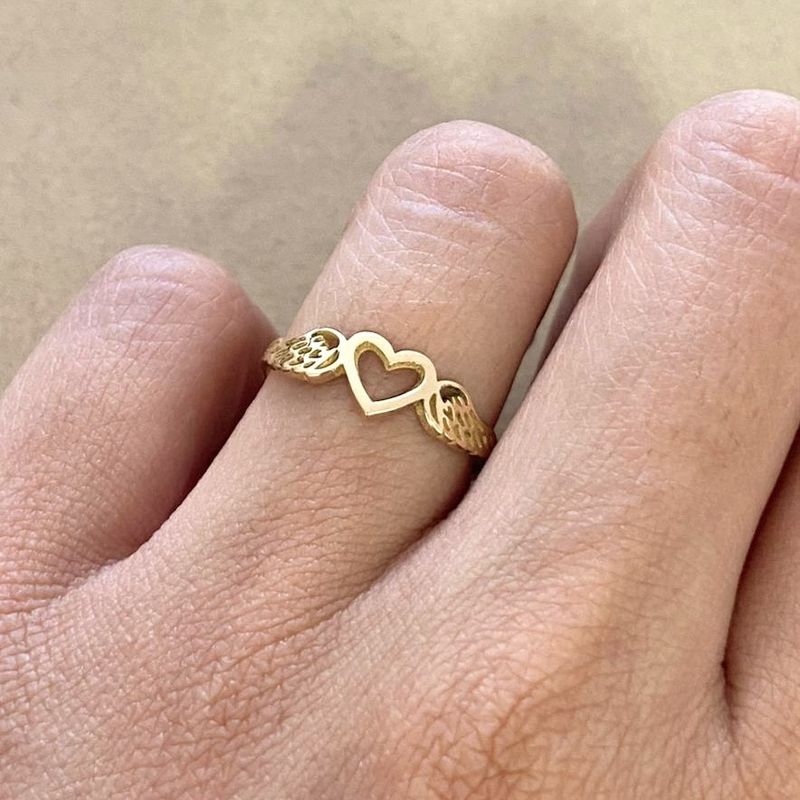 Flying Love Ring