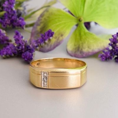 Unique Rectangle Diamond Ring