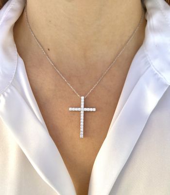 3.5 cm Cross Diamond Necklace
