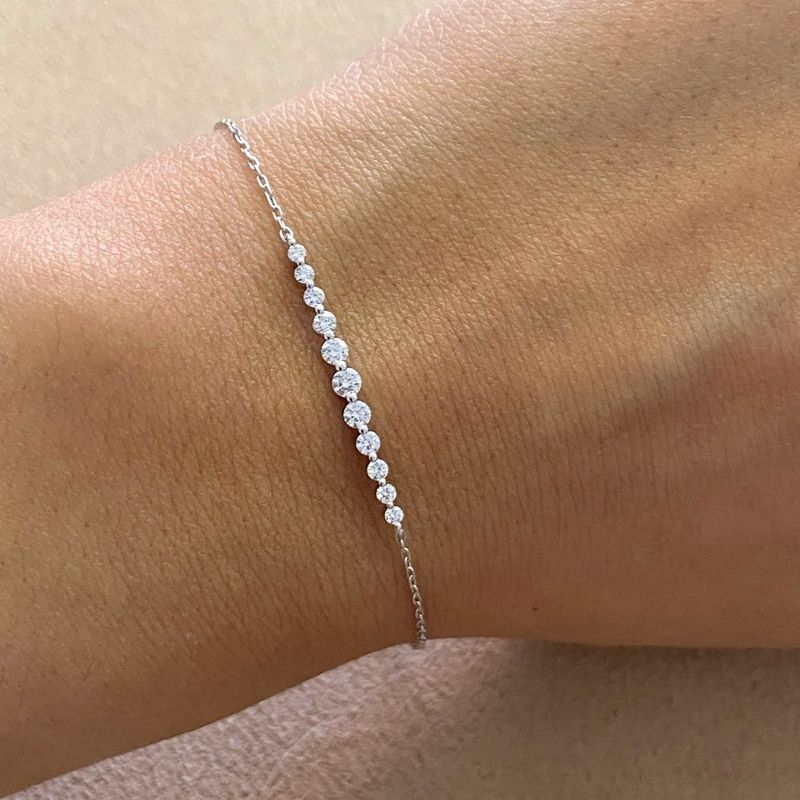 Gradual Diamond Bracelet