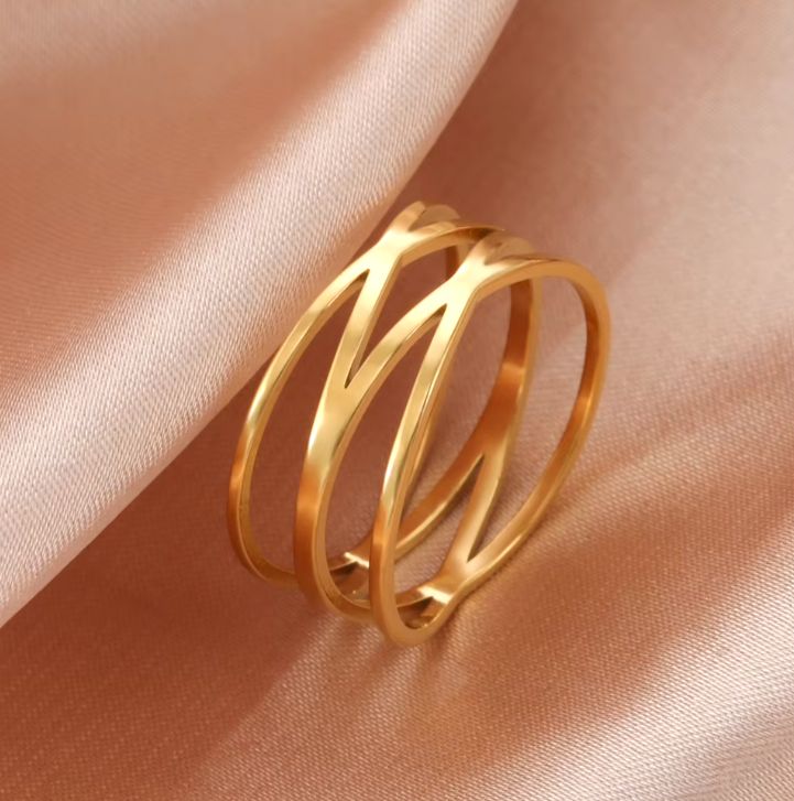 Multi Line Ring