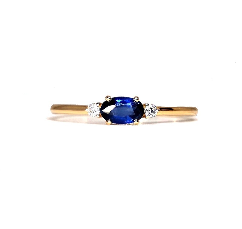 Oval 0.3 ct Sapphire, Diamond Ring