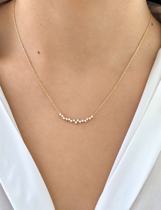 Curved Cluster Diamond Necklace