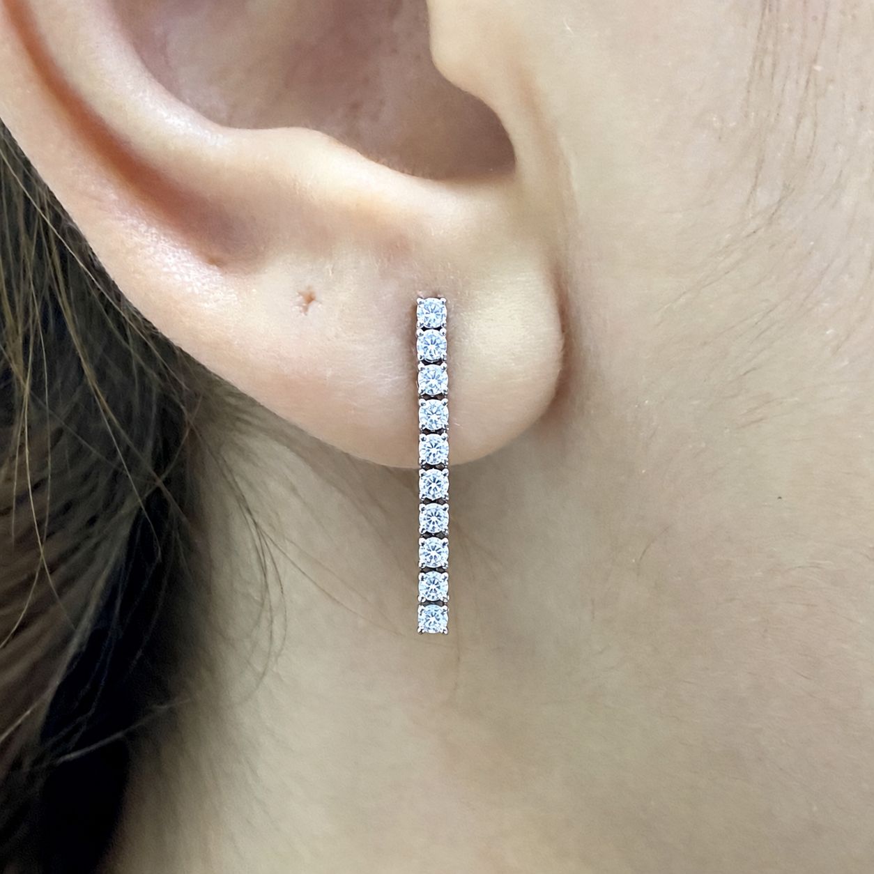 2 mm Dangling Diamond Earrings