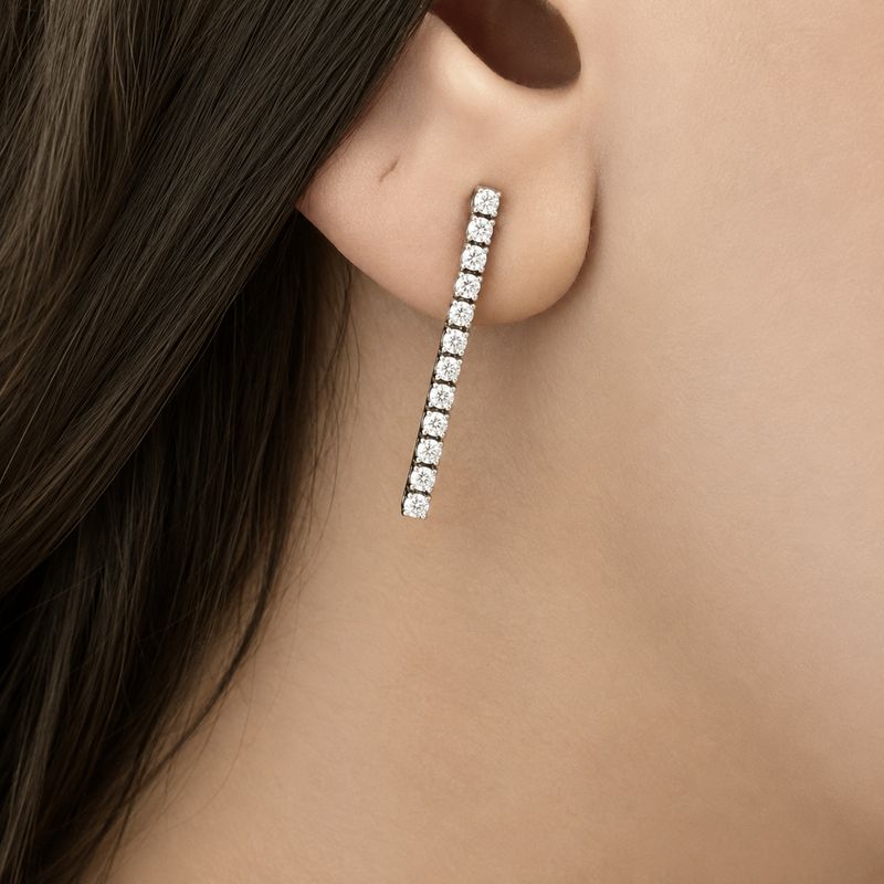 2.2 mm Dangling Diamond Earrings
