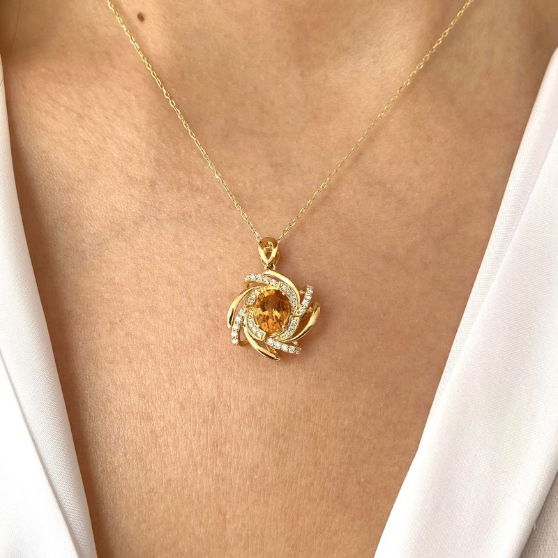 Spiral 1.5 ct Citrine, Diamond Necklace