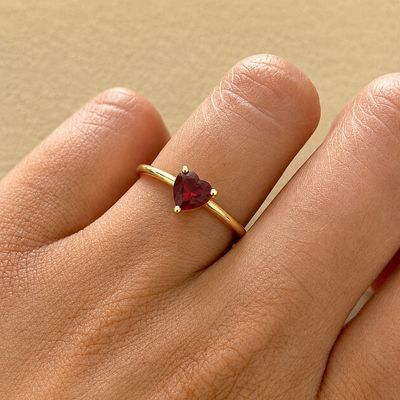 Three Prongs 1 ct Red Garnet Ring