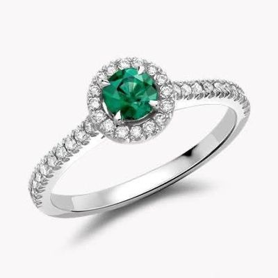 Halo style 0.4 Ct Round Emerald, Diamond Ring