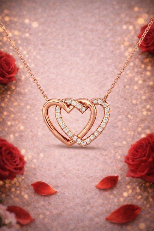 "Entangled Hearts", Diamond Necklace