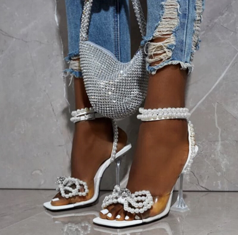 Pearl Bow Heel 