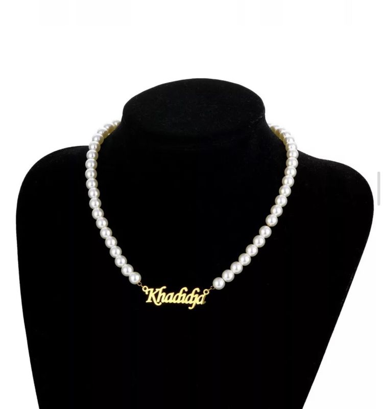 Custom Pearl Name Necklace
