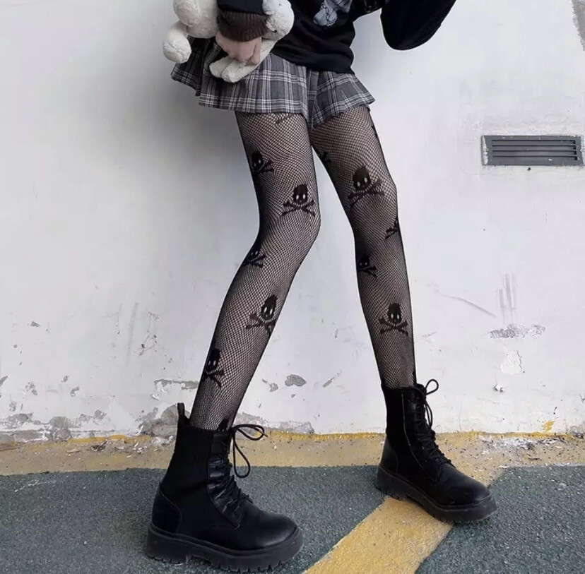 Skull fishnet