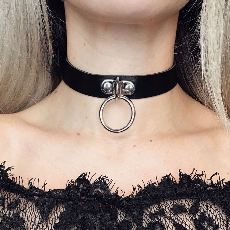 Ring Choker