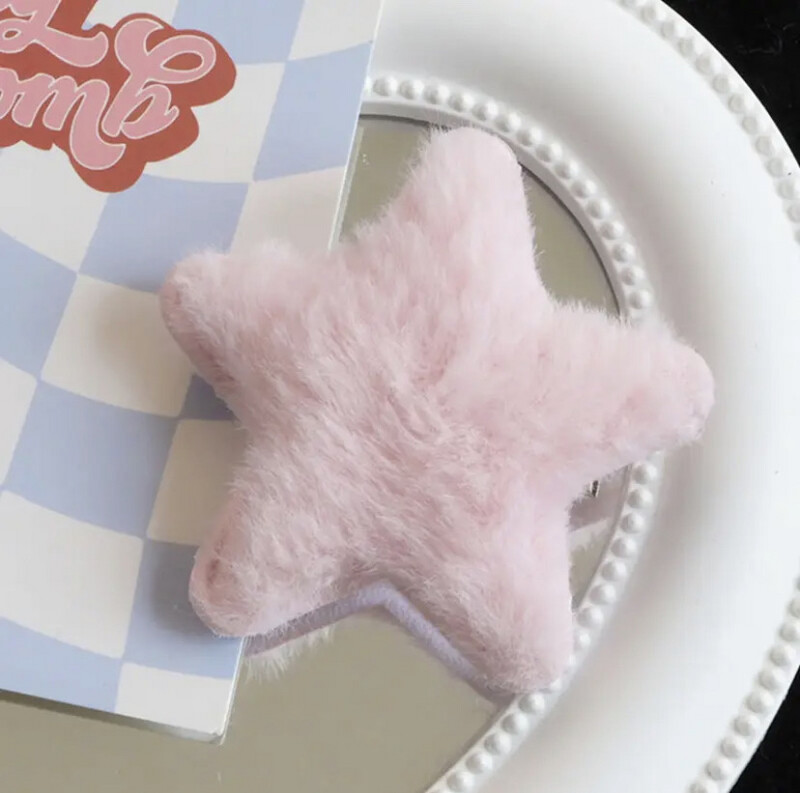 Fluffy Pink Star Clip