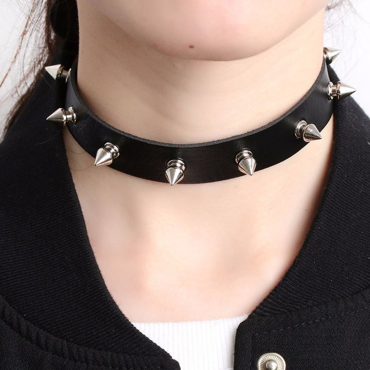 Silver Spike Choker