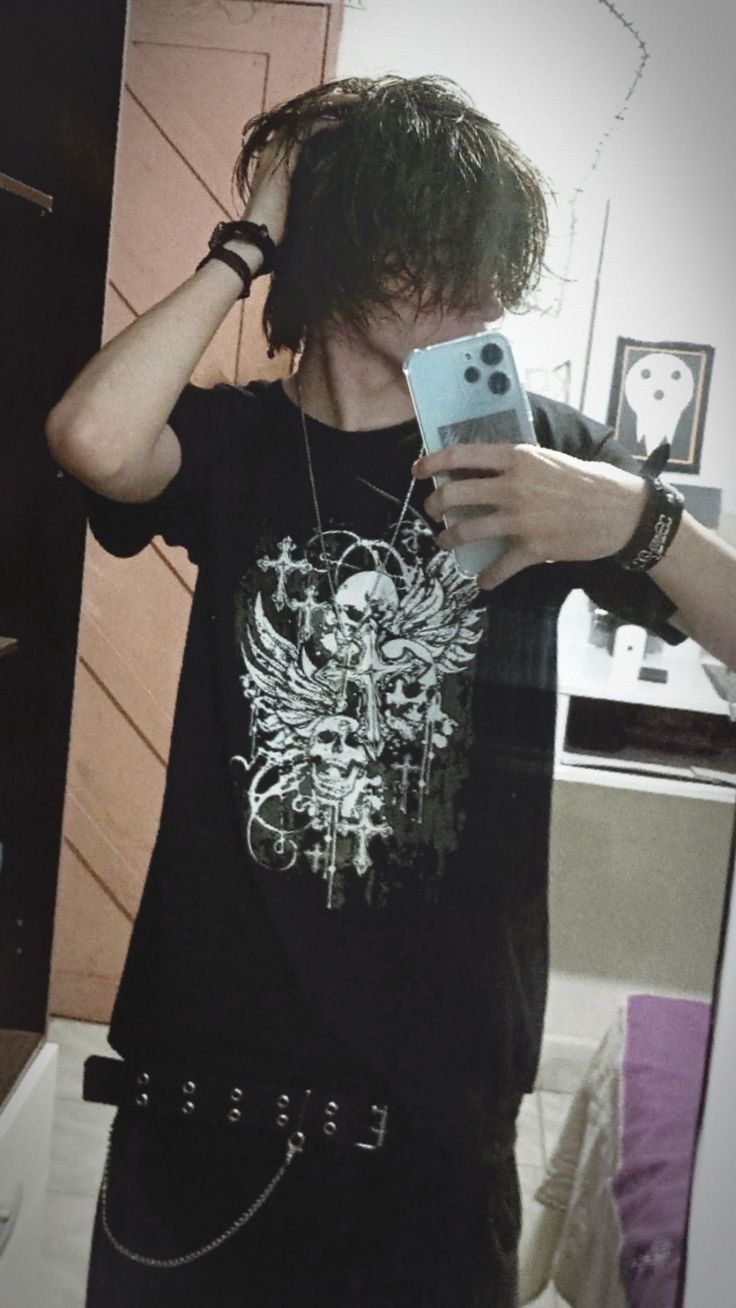 Grunge Skull Tee