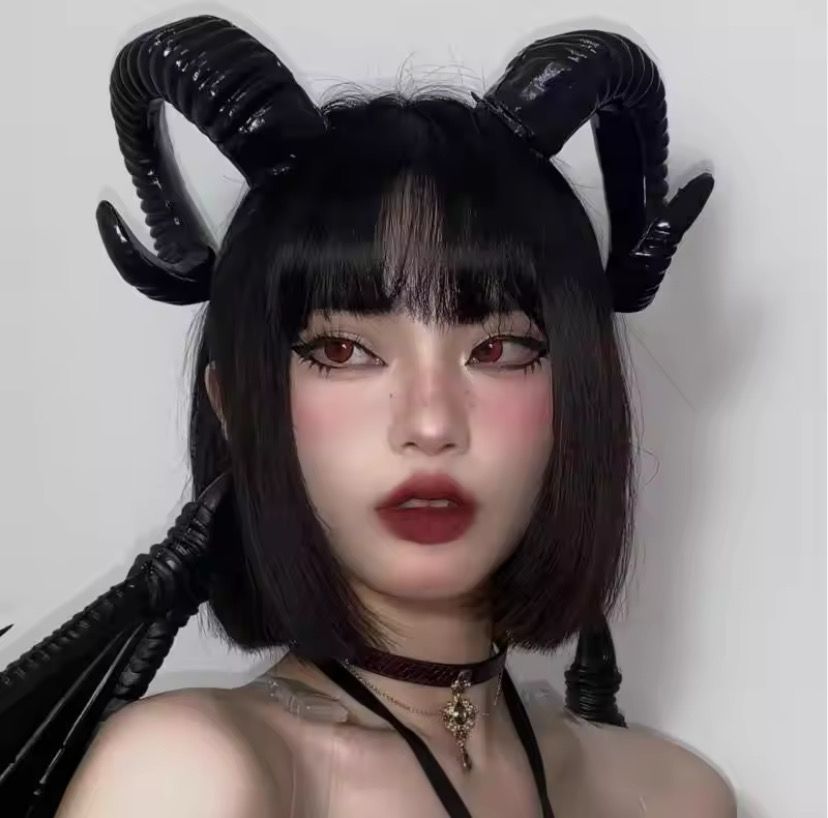 Dark Horns