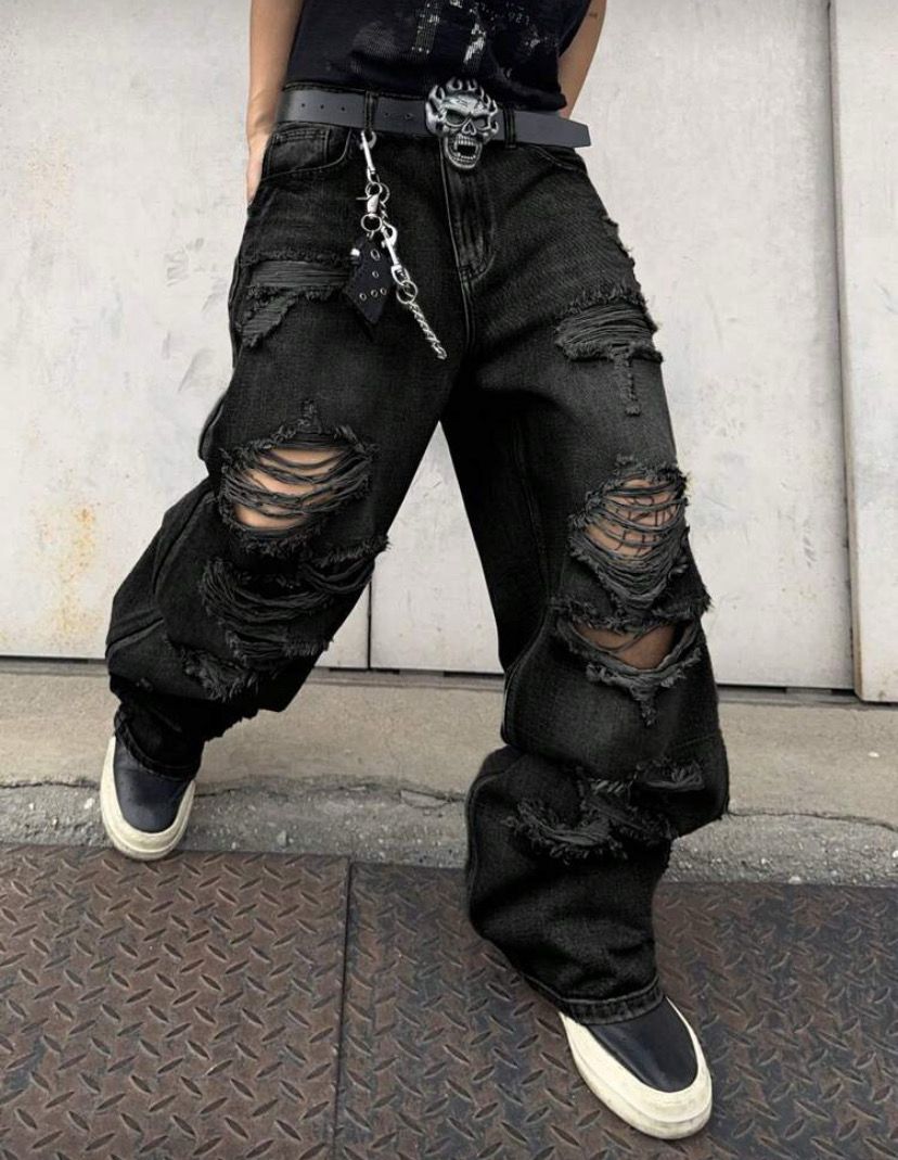 Distressed Baggy Jeans