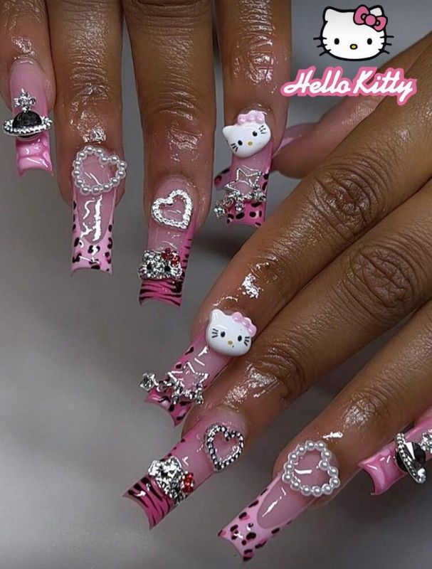 Hello Kitty Nails