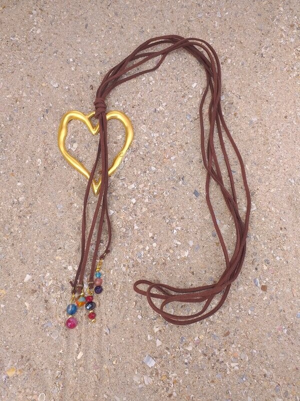 Colgante corazón dorado