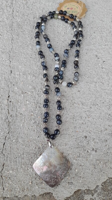 Collar Nacar