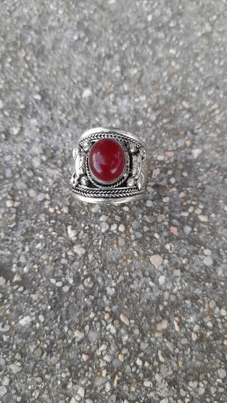 Anillo mineral