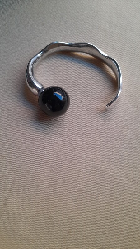 Pulsera Ceramica ondulada Negra