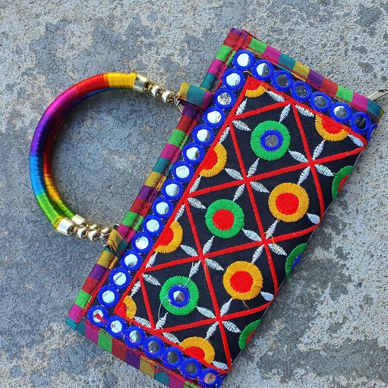Bolso barrel India