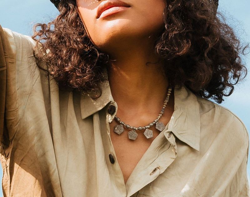 Collar Golee abalorios