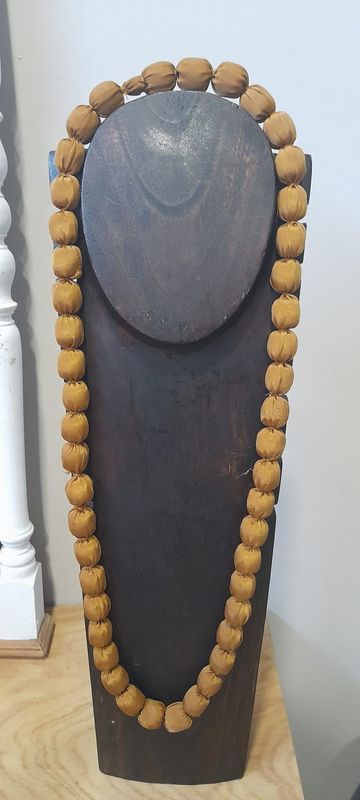 Collar de seda melocotón