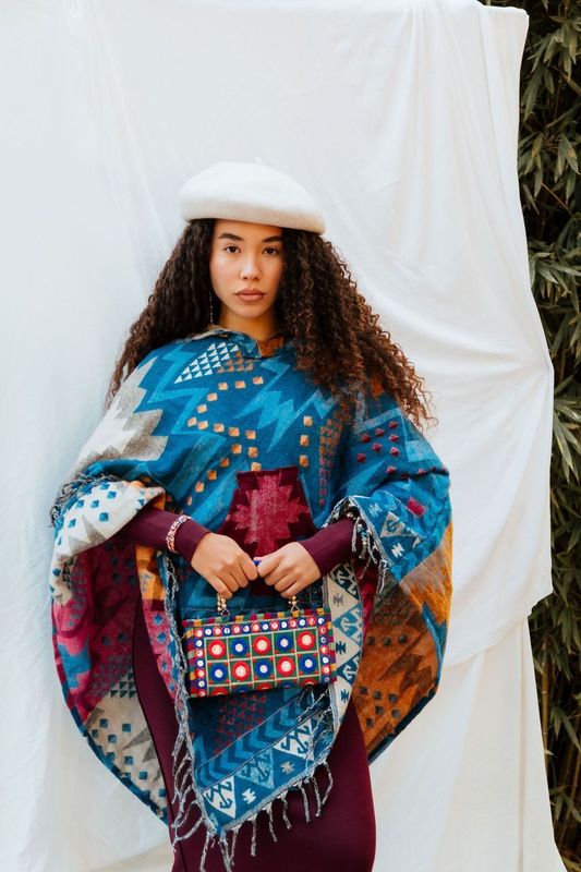 Poncho Shawlpi