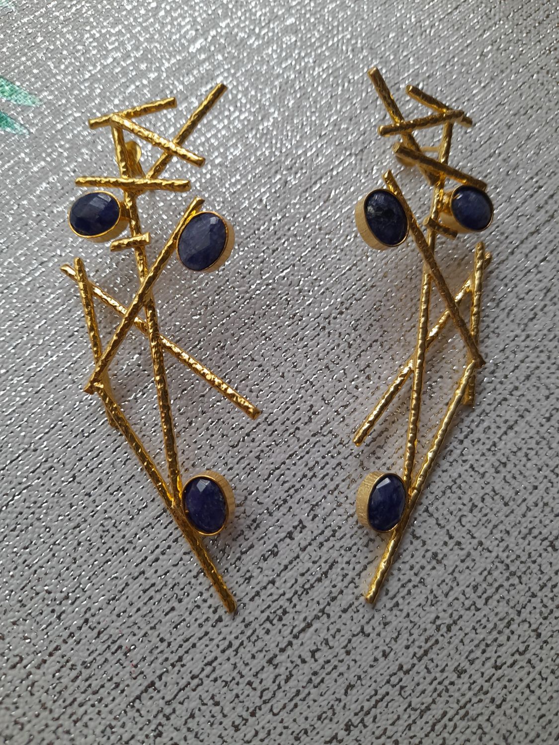 Pendientes red