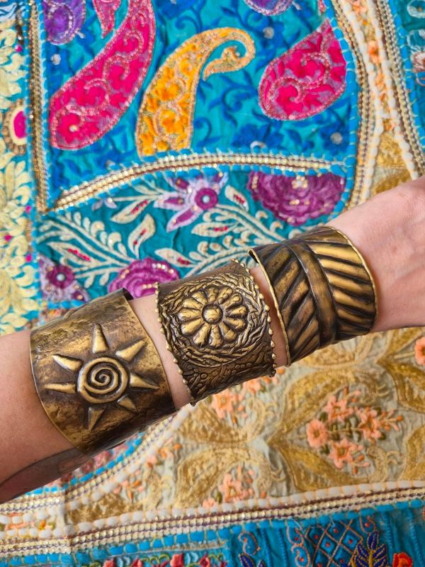 Brazalete Flor Brass