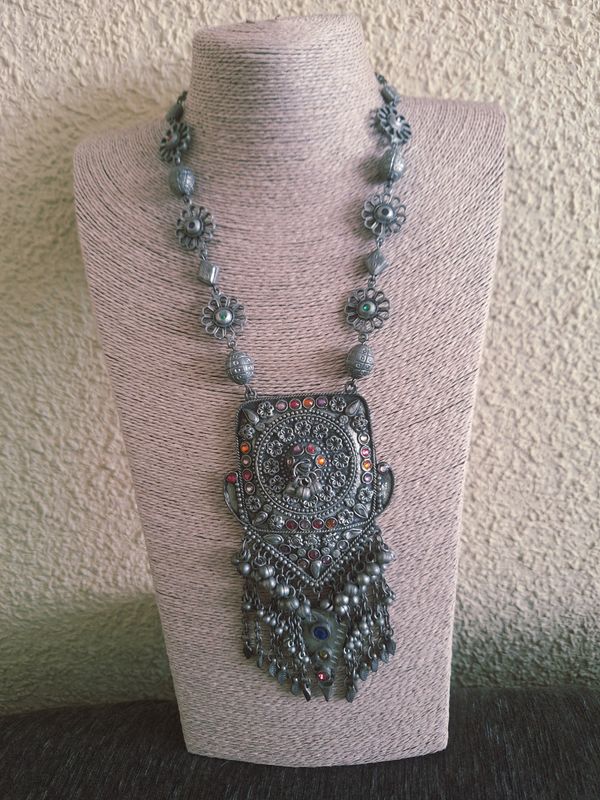 Collar cordón metal old vintage