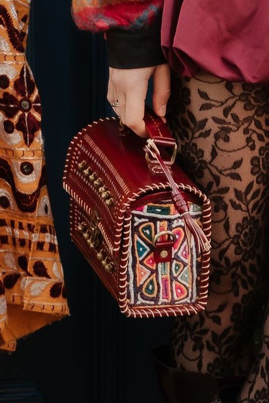 Bolso Ghera Kelly doble bolsillo