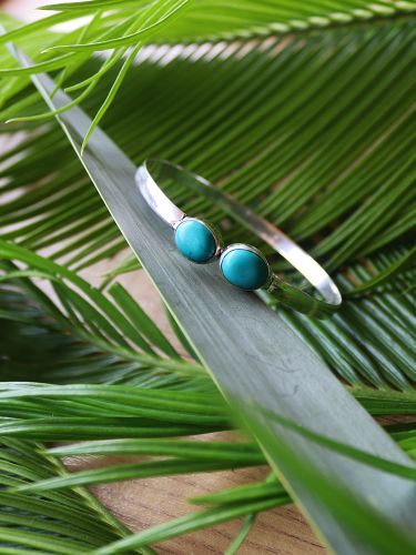 Brazalete punta con minerales